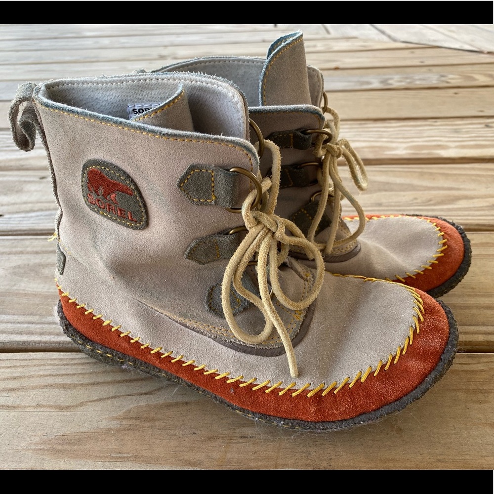 Sorel Joplin Boot, Women’s 7, Suede Gray Leather Moccasin